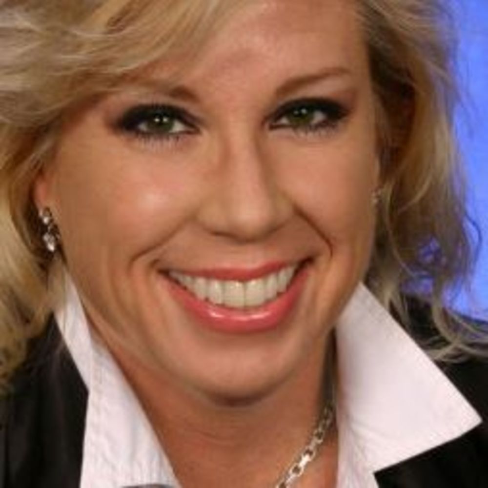 Meet your Posher, Debi